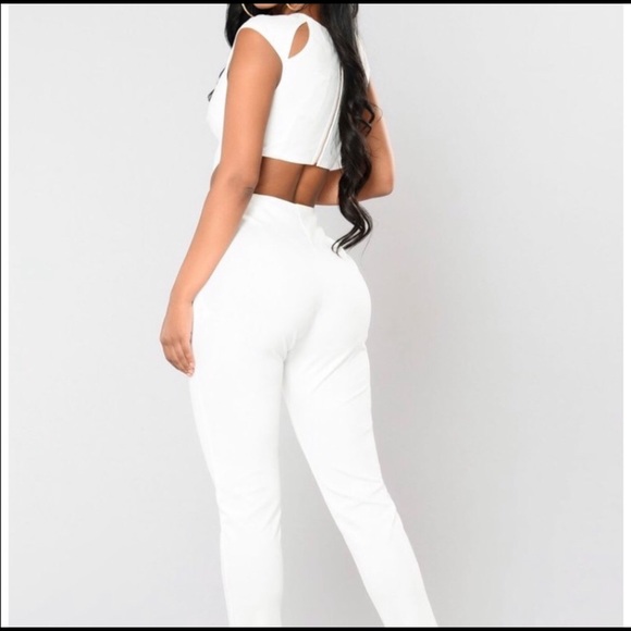 Ivory jumpsuit NWT - Picture 2 of 5
